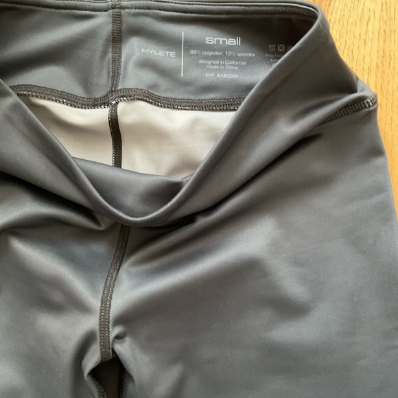 Hylete Motiv Black Tight/Leggings, Size Small - Picture 3 of 5